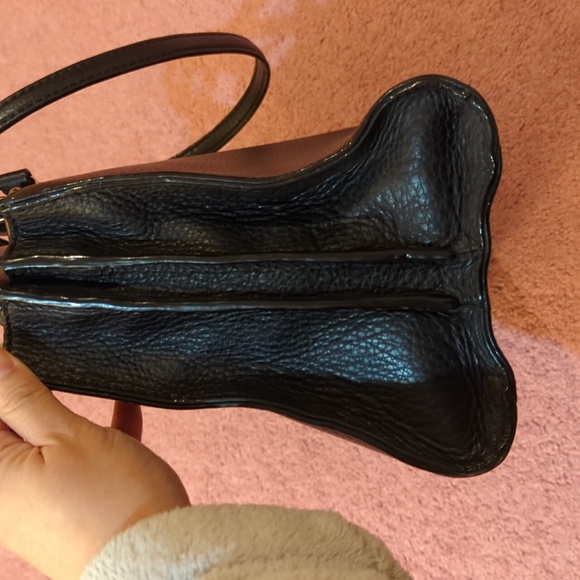 Kate Spade Purse - Picture 7 of 10